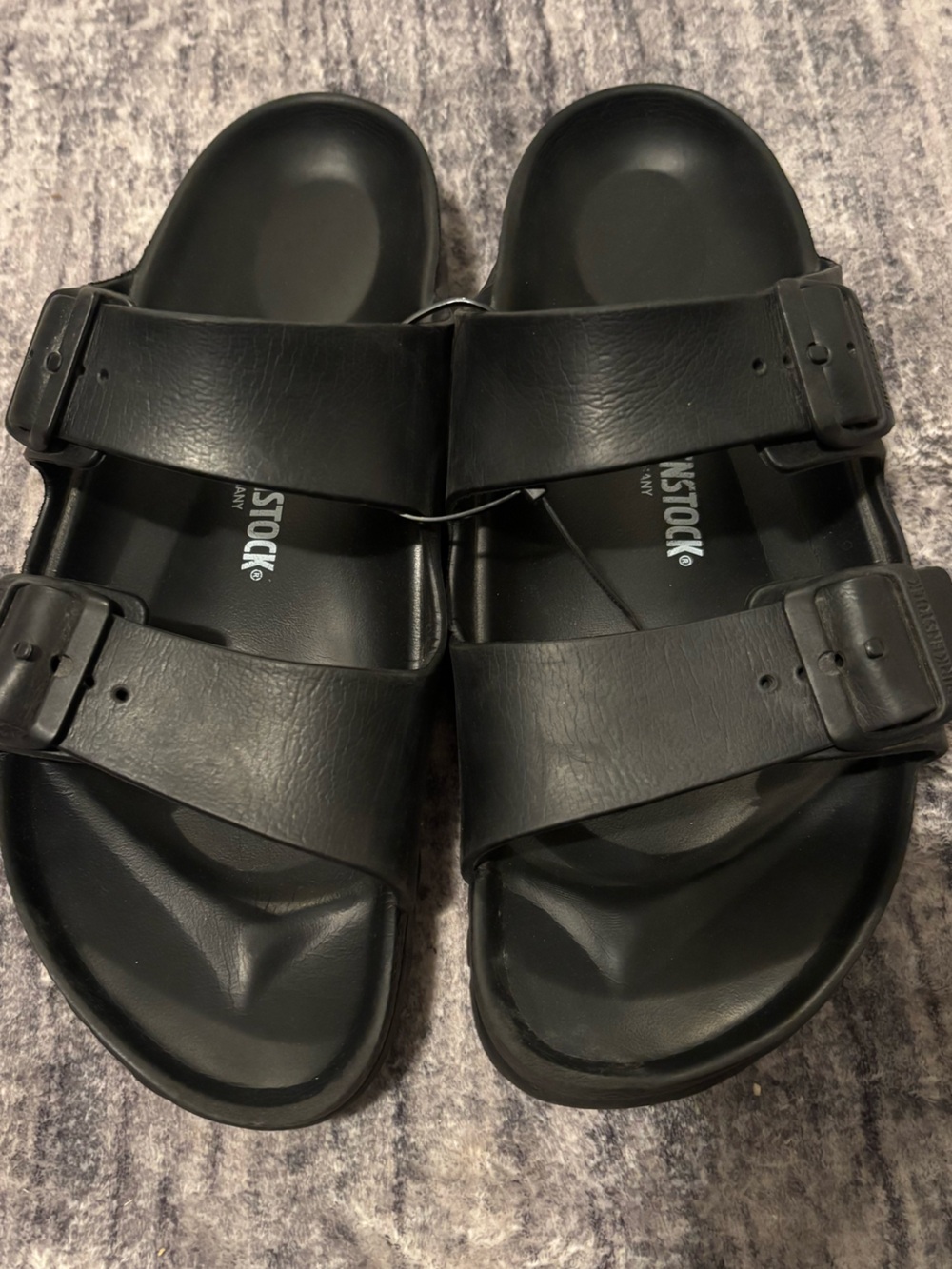 Birkenstock Unisex Arizona
Essentials EVA Slide Sandal